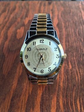 Watch-it MLN3206 two-tone quartz wristwatch